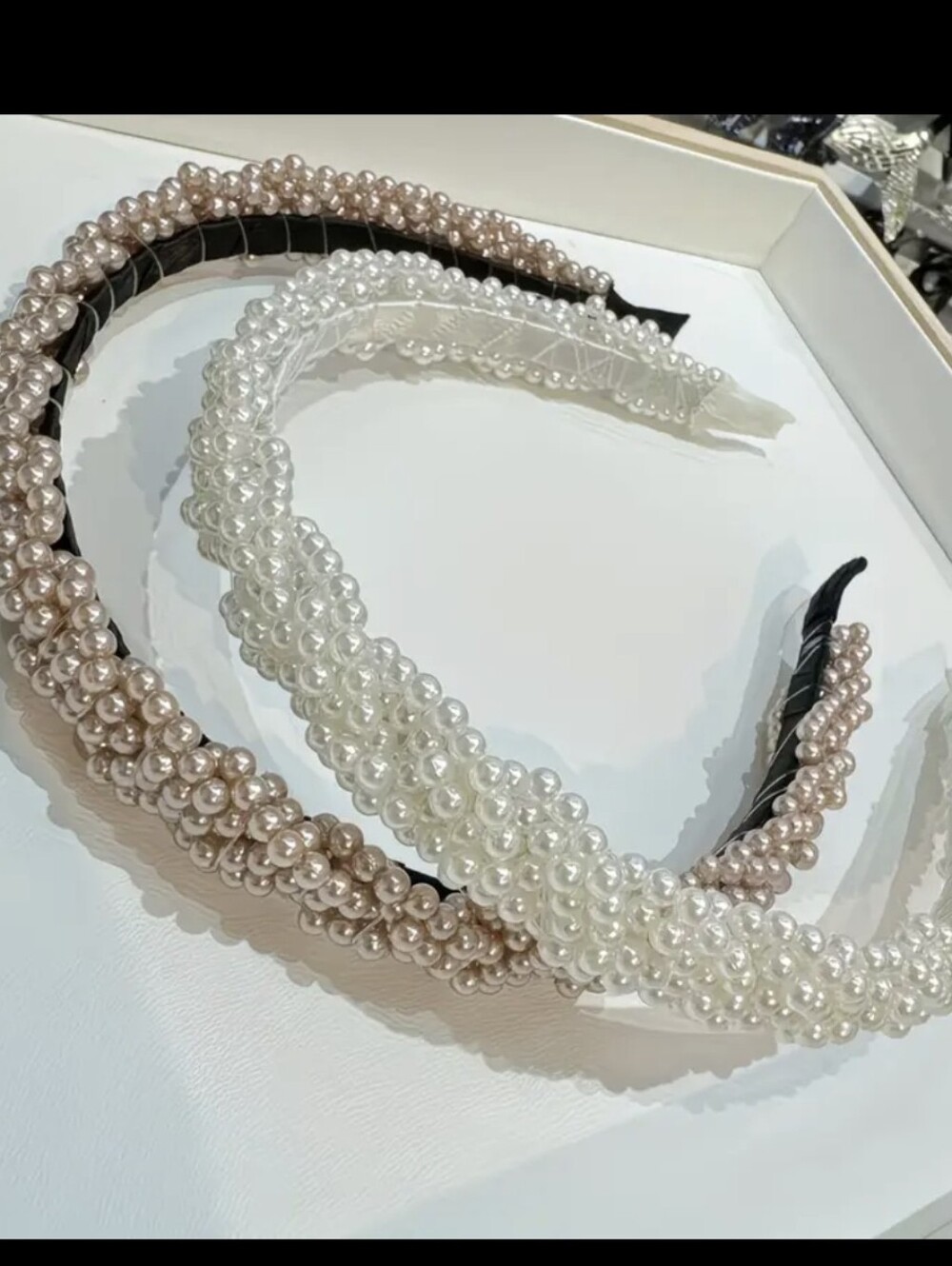 2 Pearl Headbands - Picture 4 of 7